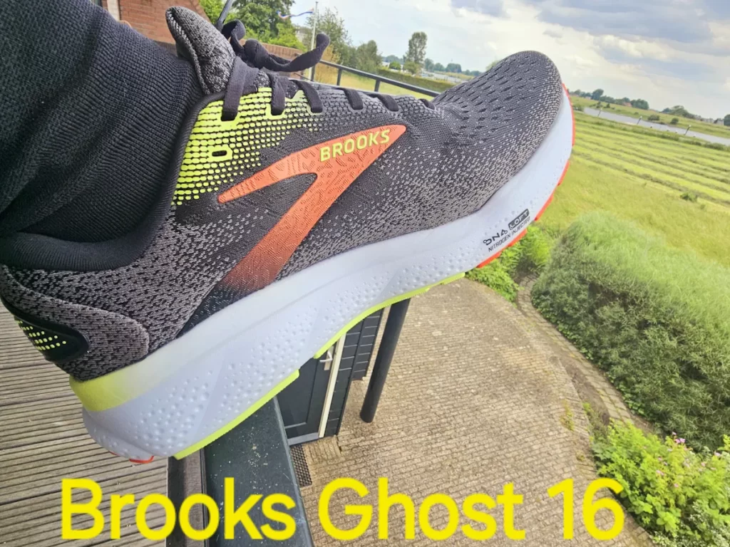 Brooks Ghost